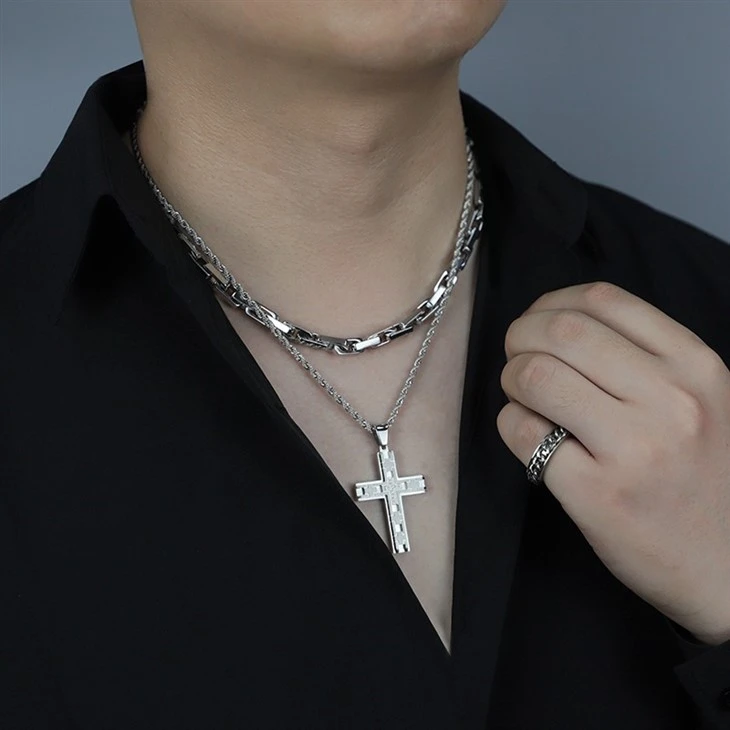 cross pendant necklace 05 cross pendant necklace 05